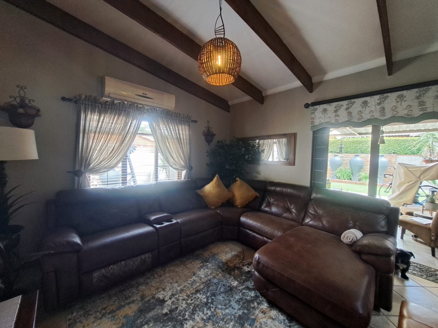 3 Bedroom Property for Sale in Waterval East North West